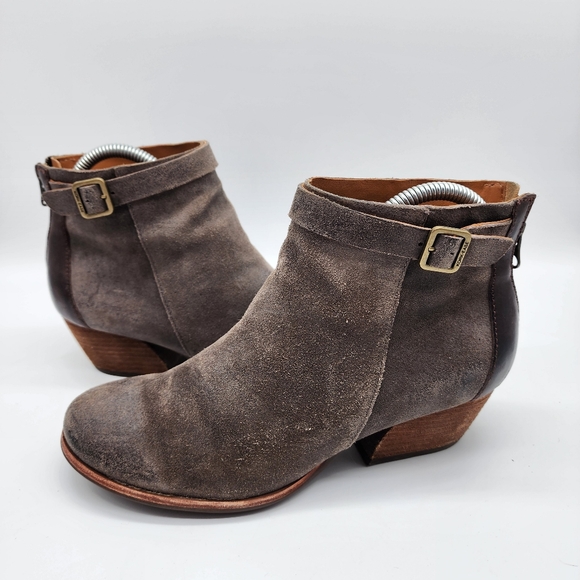 Kork Ease Maddelena Gray Suede Distressed Vintage Ankle Boots Size 8 - Picture 2 of 11